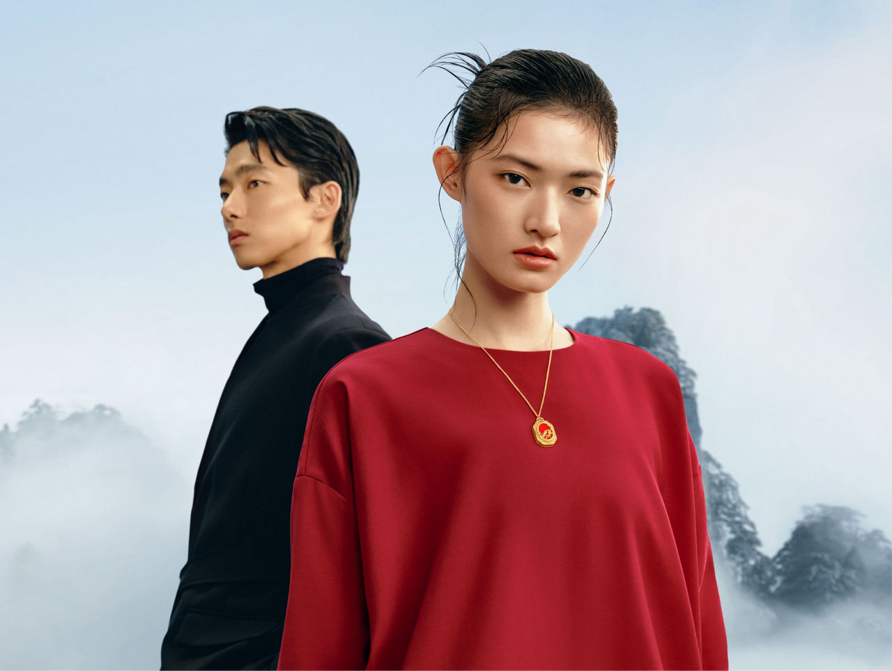 The collision of Chinese elements and modern fashion is becoming increasingly captivating. Explore the cultural heritage and design language of the "China-Chic" trend to help you shine elegantly on any occasion.