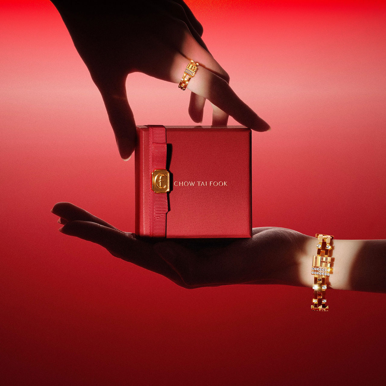 周大福精選精致輕奢首飾，為生日祝福增添時尚與心意，幫您找到最獨特的生日驚喜。