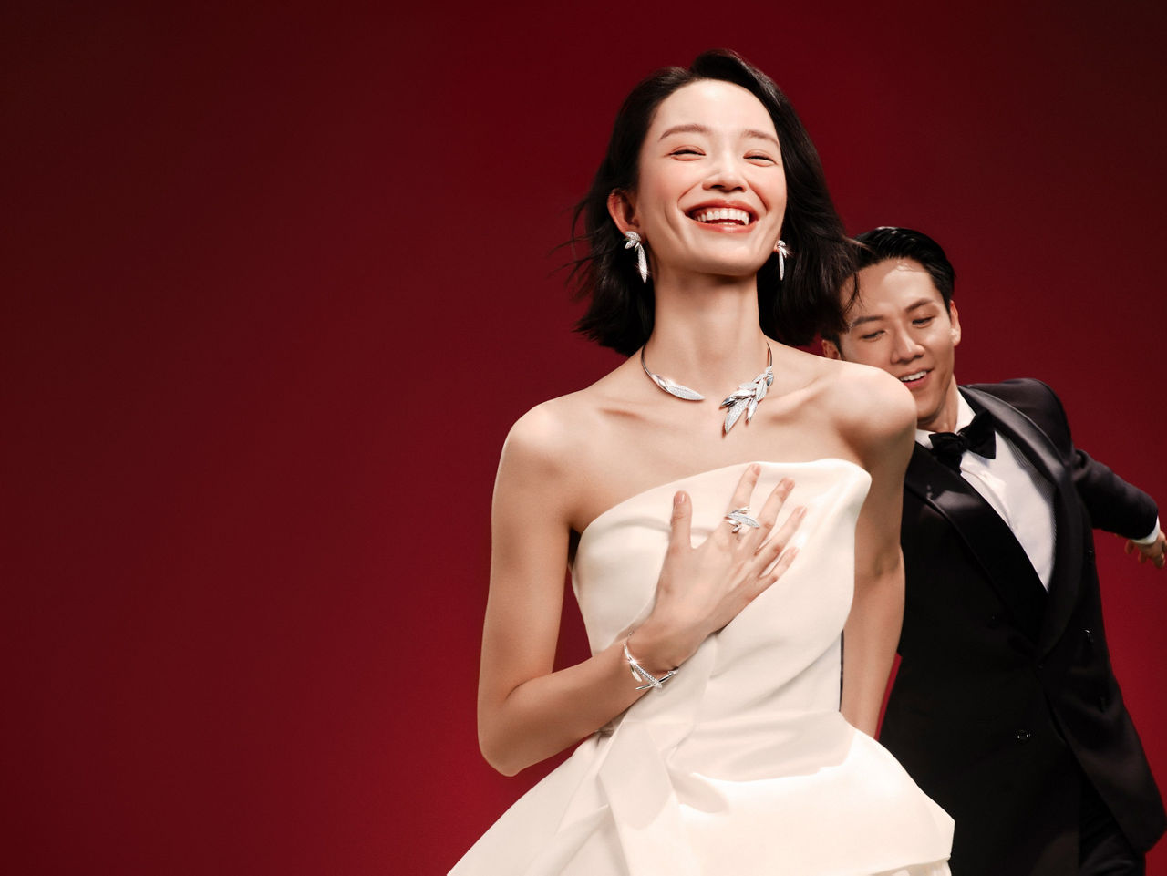 Chow Tai Fook Wedding Jewellery "Bond Collection," inspired by the olive tree, symbolizing vitality, resilience, and energy.
