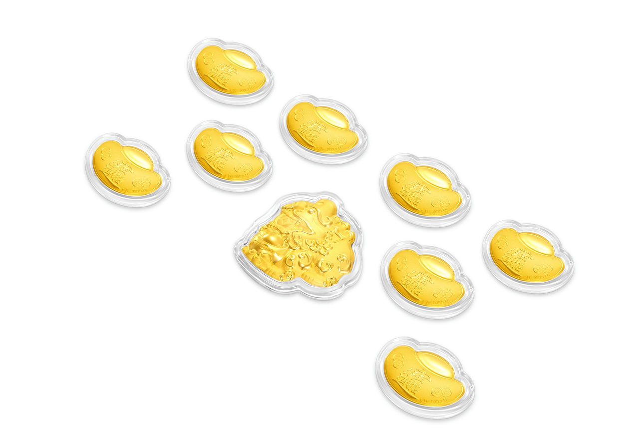 Eight 999.9 gold ingots surrounding an auspicious lion ornament, symbolizing continuous wealth. 